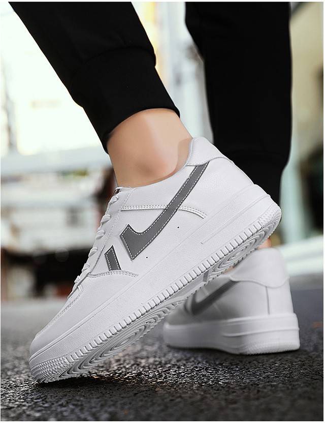 Latest Trendy Men Casual Sneaker Shoes|Casual Shoes For Men's & Boys - Size 9 - Image 4