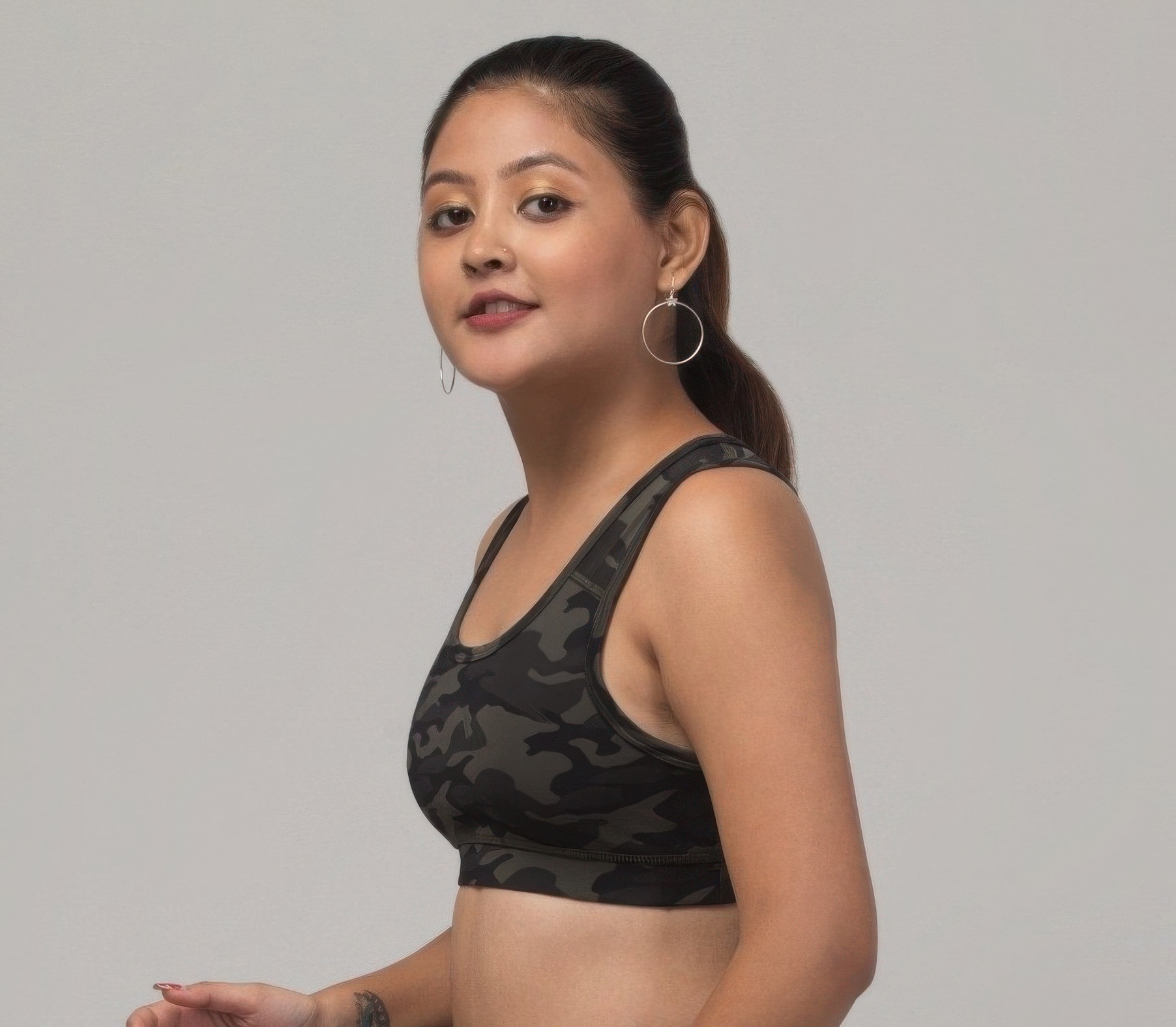 Latest Fancy High GSM Sports Bra/comfort Gym Bra/Solid Yoga Bra For Women's & Girls- Size S - Image 4